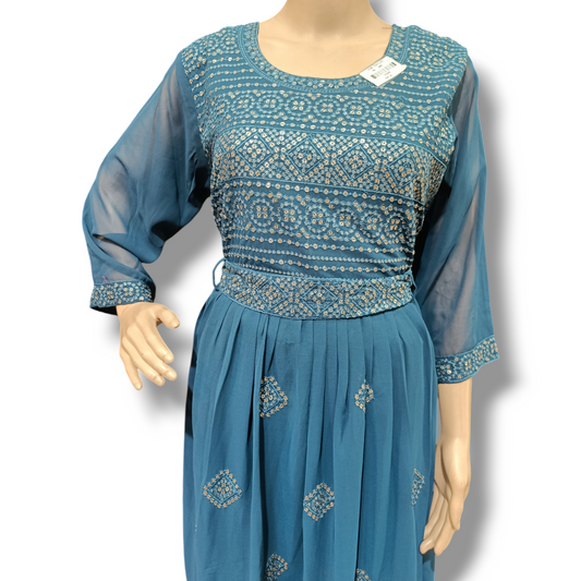 Maxi poonam